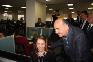 M&uuml;ezzinoğlu'ndan &ccedil;ağrı merkezine ziyaret