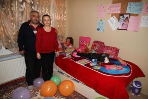 Demir &ccedil;iftinin koruyucu aile &ccedil;ıkmazı