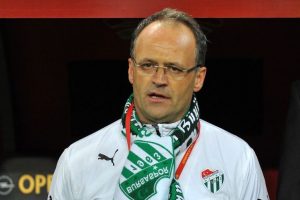 Bursaspor'un yeni Teknik direkt&ouml;r&uuml; İrfan Buz!