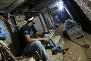 Mısır ordusu Gazze sınırındaki t&uuml;nelleri bombaladı