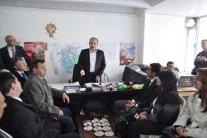 CHP ve MHP'ye "oylarınıza sahip &ccedil;ıkın" &ccedil;ağrısı