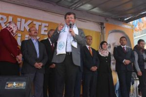 "T&uuml;rkiye bu şantaja boyun eğmeyecek"