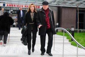 Yal&ccedil;ın Sabancı'torununu ziyaret etti...
