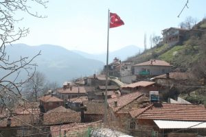 200 yıllık 'delikanlı' geleneği ile asayişi sağlıyorlar! &Ouml;ZEL HABER