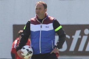 Hami Mandıralı futbolculardan fedakarlık istedi