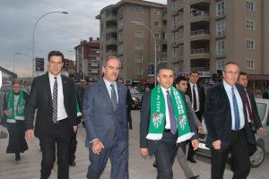 " Nil&uuml;fer Esgin ile yeni d&ouml;nemde hizmete doyacak"