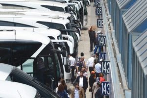 Oy vermek i&ccedil;in 3.5 milyon kişi harekete ge&ccedil;ti