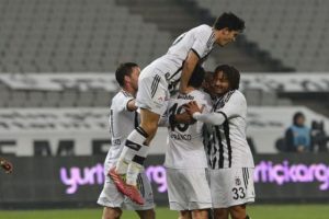 Kartal zorlu Karab&uuml;k deplasmanında