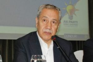 Arın&ccedil; Facebook'un akıbetini a&ccedil;ıkladı! Kapatılıyor mu?