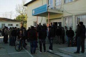 Bursa'da CHP'lilere ve gazetecilere &ccedil;irkin saldırı