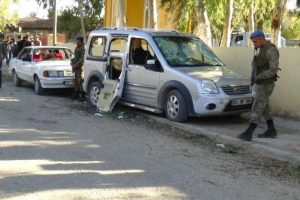 Se&ccedil;im kavgası: 1'i asker 3 yaralı