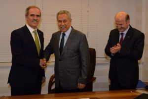 Arın&ccedil;, Altepe'nin zaferini ilan etti!