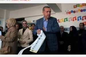 Yunanistan se&ccedil;im zaferini b&ouml;yle g&ouml;rd&uuml;