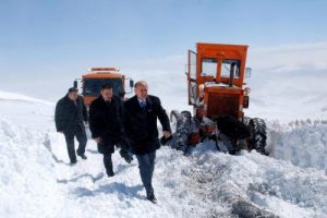 26 saat sonra ulaşıma a&ccedil;ıldı