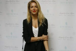 Burcu Esmersoy: Sarışın sevenlere hitap ediyorum..