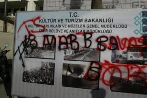 İzmir resimleri rahatsız etti ki...