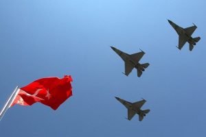 Suriye'den T&uuml;rk jetlerine "taciz"