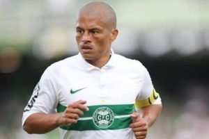 Alex futbolu bırakıyor mu?