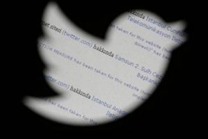 'Twitter yasağı ifade &ouml;zg&uuml;rl&uuml;ğ&uuml;ne aykırı'