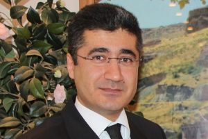 Olumsuz hava koşulları se&ccedil;imi erteletti