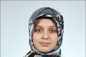 17 yaşındaki B&uuml;şra 15 g&uuml;nd&uuml;r kayıp