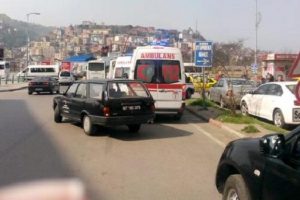 Kaza yapan ambulans şof&ouml;r&uuml; alkoll&uuml; &ccedil;ıktı