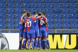 Basel Valencia'yı param par&ccedil;a etti:3-0