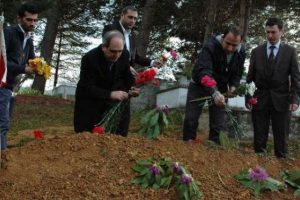 Suriyeli T&uuml;rkmenler onu unutmadı
