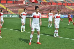 Kadın Milli takımı Malta'ya direnemedi:5-1