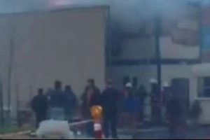 İş&ccedil;i konteynırında korkutan yangın