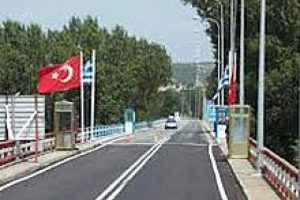 Yunanistan'dan kafa karıştıran hamle