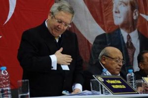Fenerbah&ccedil;e'de devrim!