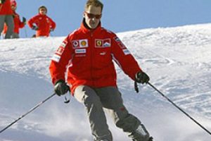 Schumacher'in bilinci yerine geliyor