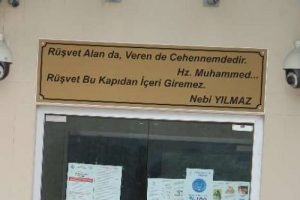 Belediye başkanından takdir toplayan tabela