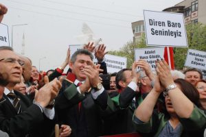 Metin Feyzioğlu sert konuştu: İzin verenleri kınıyorum!