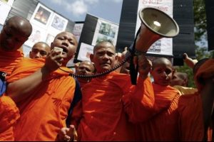 Myanmar'da 'M&uuml;sl&uuml;manlara &ouml;l&uuml;m' tehditleri yine başladı