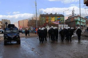 Doğubayazıt'taki olaylarda 17 g&ouml;zaltı