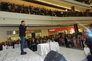Keremcem şarkılarıyla coşturdu