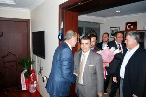 Mudanya Ak Parti'den T&uuml;rkyılmaz'a tebrik ziyareti
