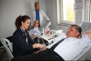 Emniyet mensuplarından &ouml;rnek davranış