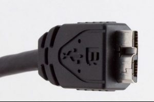 Yeni nesil USB kapıyı &ccedil;almak &uuml;zere