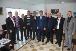 Yılmaz'a ziyaretler s&uuml;r&uuml;yor