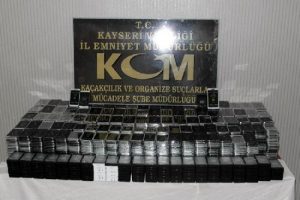 Ka&ccedil;ak&ccedil;ılara polisten vurgun