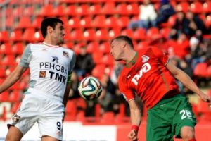 Lokomotiv &ouml;nde Zenit arkada
