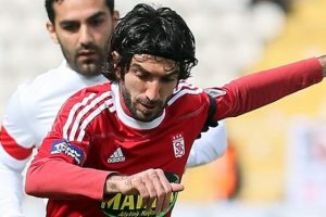 Burhan gol krallığı yolunda...