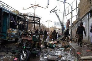 Pakistan'da bombalı saldırı: 23 &ouml;l&uuml; 50 yaralı