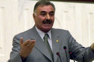 Eski vekilin konağına silahlı saldırı: 1 &ouml;l&uuml;