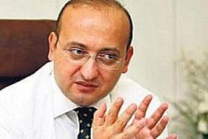 Anayasa Mahkemesi'ne sert eleştiri