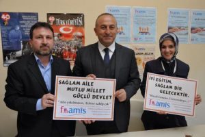 &Ccedil;avuşoğlu T&uuml;rk mahallesini gezdi