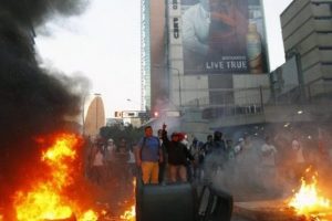 Venezuela'dan Vatikan'a arabuluculuk daveti